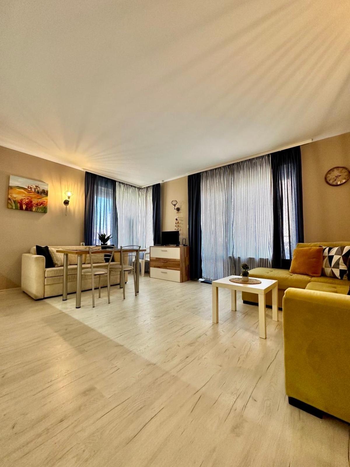 Blue Marine - Daneli Apartment Sunny Beach Esterno foto