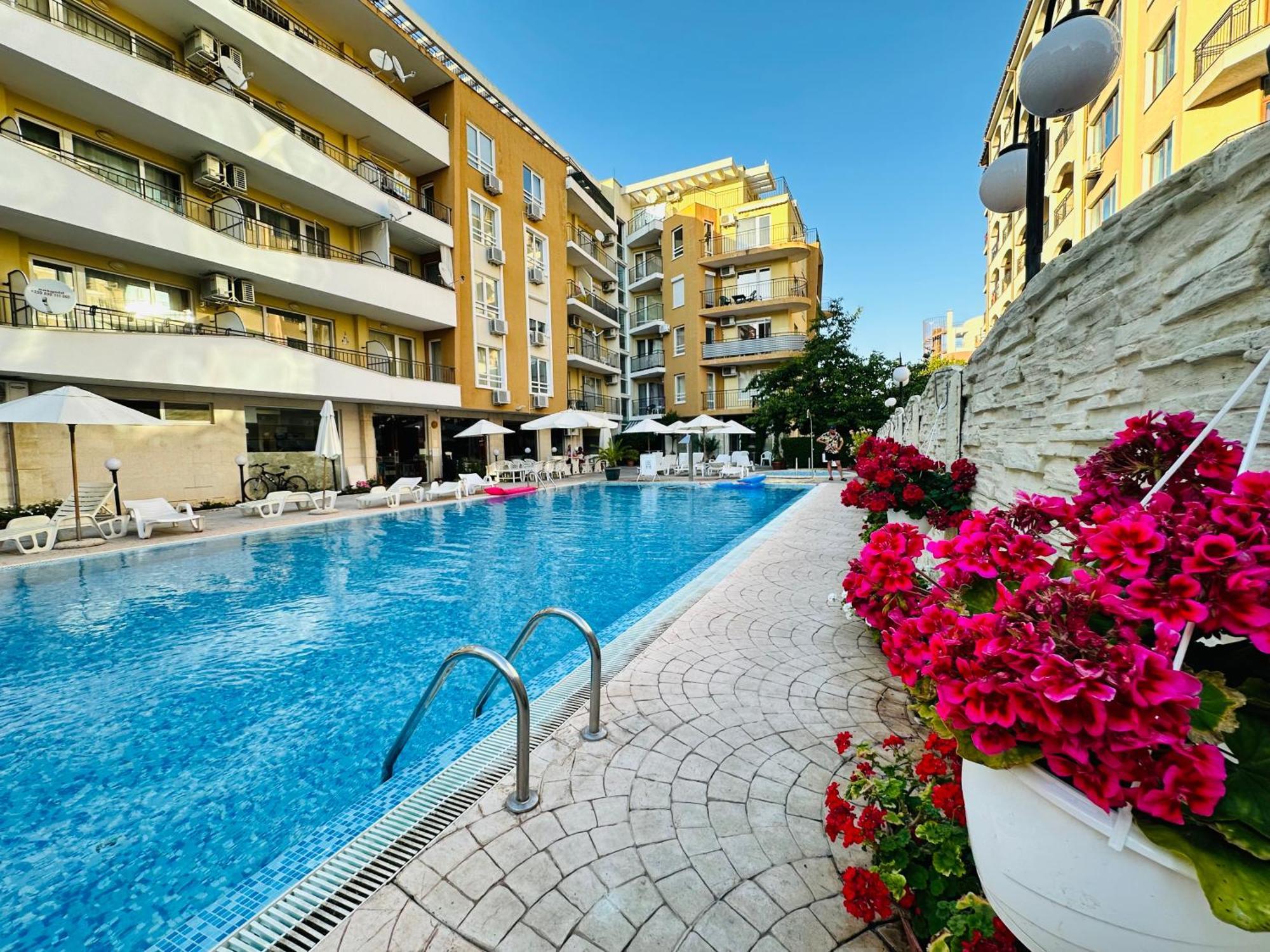 Blue Marine - Daneli Apartment Sunny Beach Esterno foto