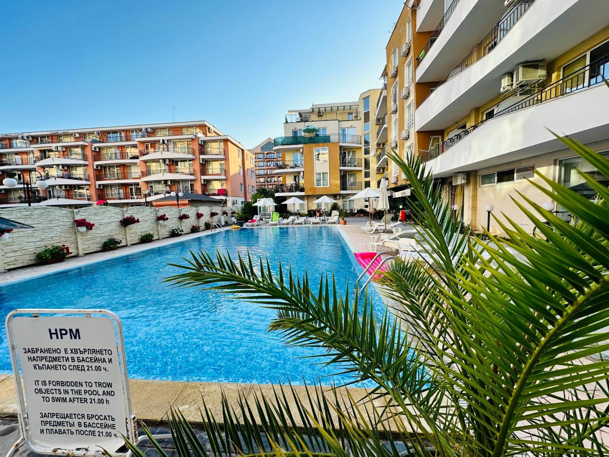 Blue Marine - Daneli Apartment Sunny Beach Esterno foto
